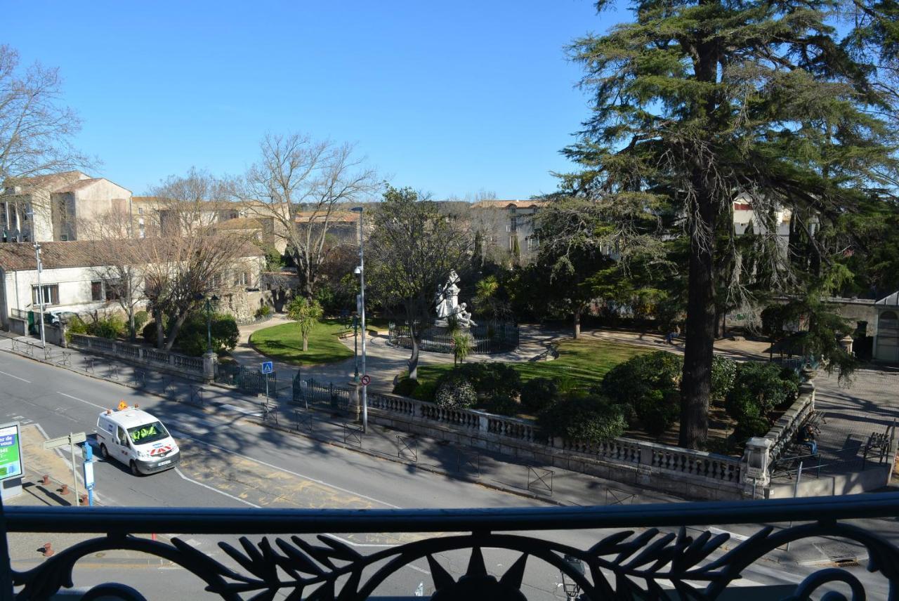 Le Grand Hotel Moliere Pezenas Bagian luar foto